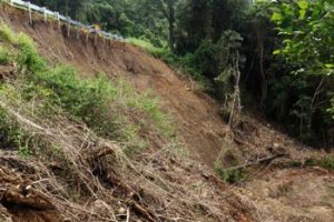 Blackbutt Range To<br> Re-Open To Two Lanes