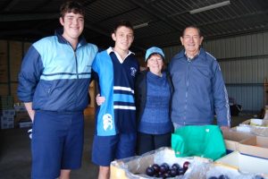 Pantry Banks On Volunteer Helpers