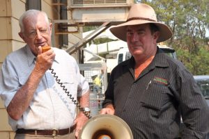 Minister Backs Cattle Sale Yards