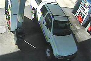 Police Hunt Hilux With Vic Plates