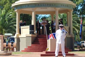 A Mateship Forged In War