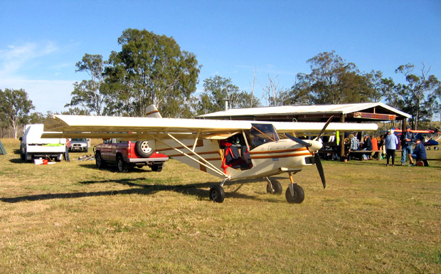 Fly-In Attracts Almost 30 Planes - southburnett.com.au