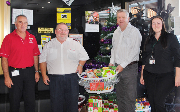 20131220 Council hamper