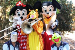 School Salutes<br> Music Of Disney