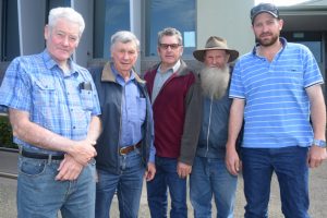 Graziers Seek Answers<br> On Future Of Tick Line