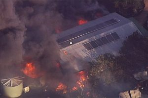 Bushfire Cuts Brisbane Valley Highway