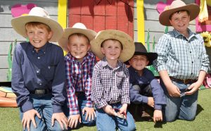 Proston Pulls Together For Show - southburnett.com.au