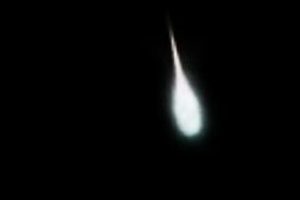 Meteor Lights Up Night