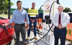 EV Tourist Left In The Dark