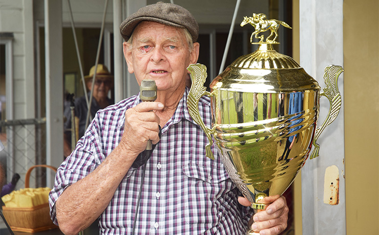 Nanango Races Salute Late Trainer