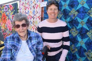 Visitors Explore Winter Quilt Trail
